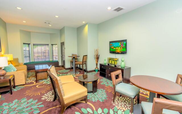 Staybridge Suites Houston IAH - Beltway 8, an IHG Hotel