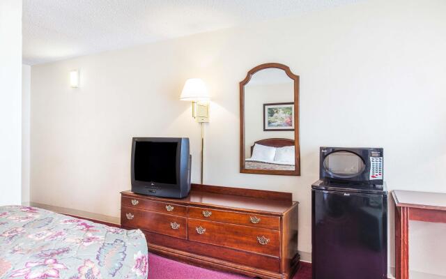 Days Inn Conference Center - Bridgewater