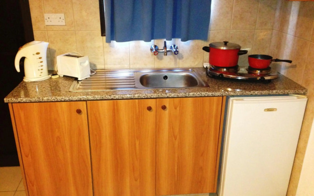 Carina Hotel Apartments