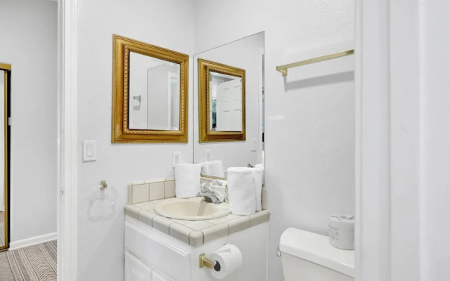 Mountain View Manor #2546