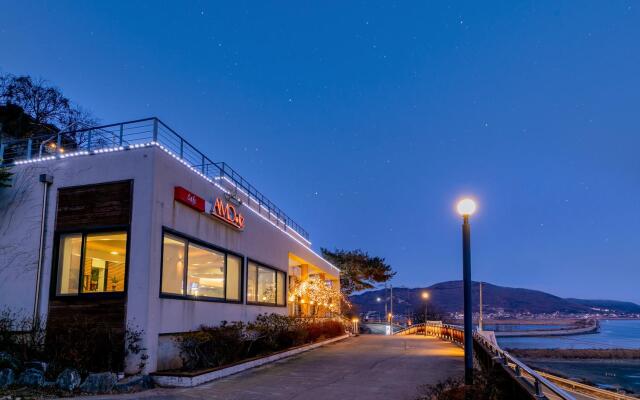 Ganghwa Cafe Pension Amote