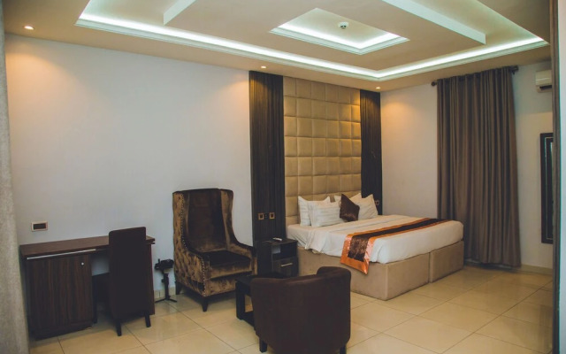 Entrust Hotel and Suites