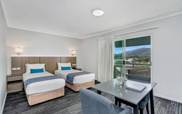 Cairns Sheridan Hotel