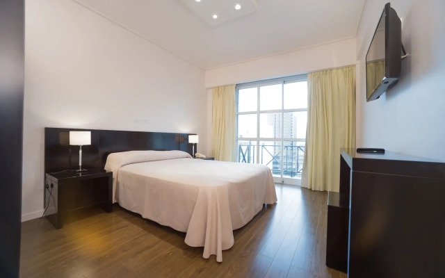Hotel Versailles