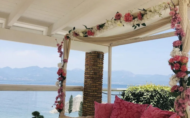 Rodini Beach Hotel