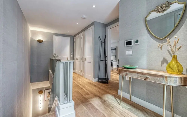 Luxury flats near Big Ben and London Eye