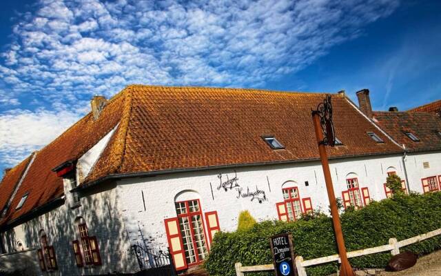 hotelImage