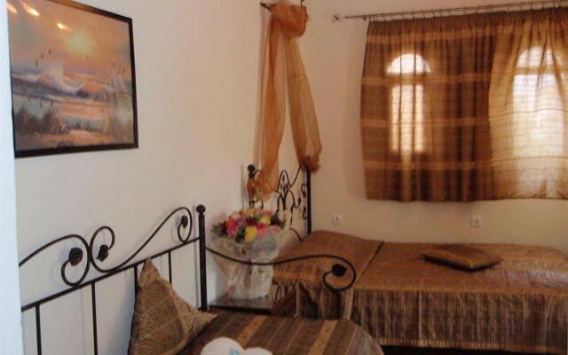Villa Olga Apartments & Studios