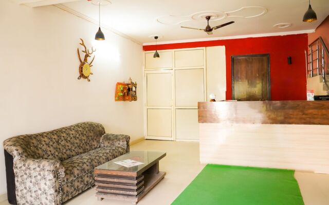 Roomshala 002 Rose Residency