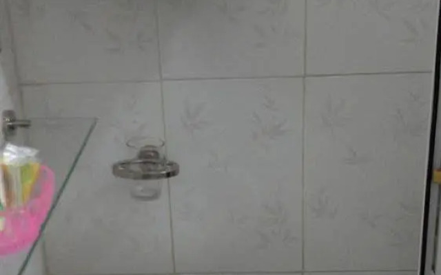 Avi Transit Hotel