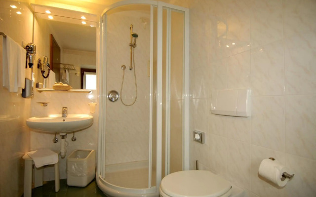 Hotel Baita Clementi