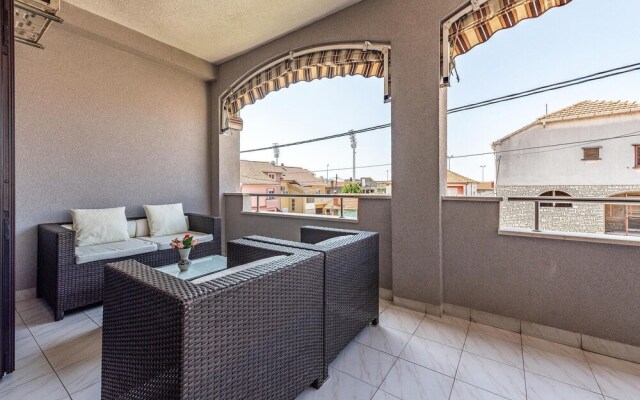 Stunning Apartment in Zadar With 2 Bedrooms, Wifi and Outdoor Swimming Pool