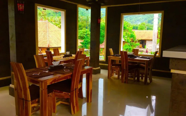 Amed Romance House
