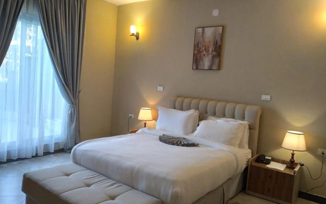 Daisy Hotel