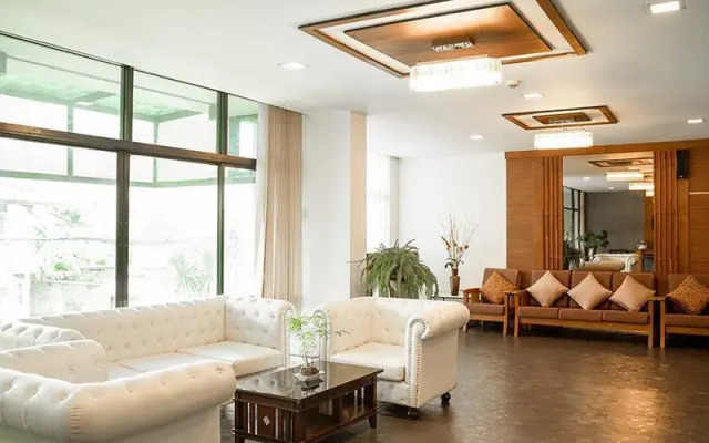 B2 Bangkok (Srinakarin)