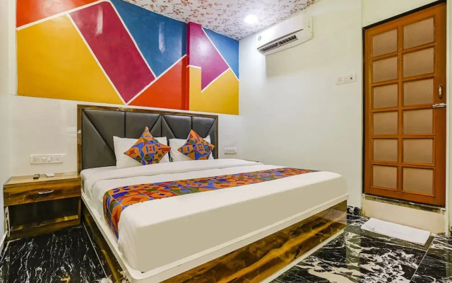 Fabhotel Twigo Inn