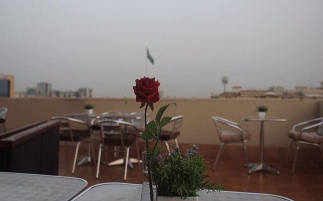 Lotaz hotel suites