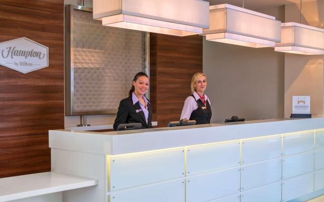 Hampton by Hilton London Luton Airport