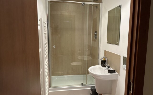 Luxurious 2-bed Apartment in Maidstone Kent