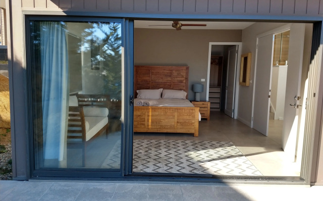 Willow Bay Lodge