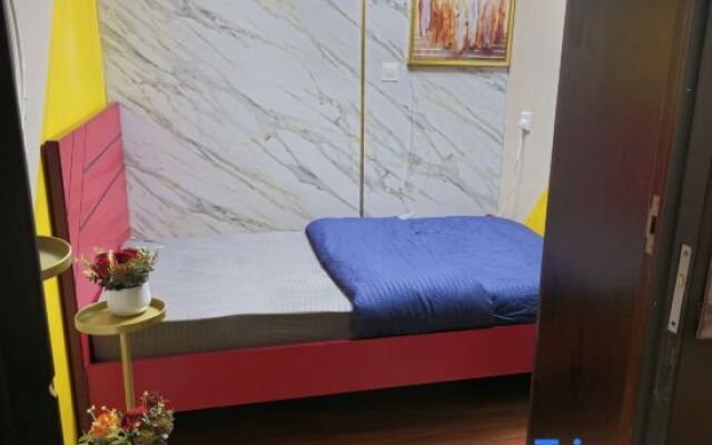 Urban Panda Hostel JBR Dubai