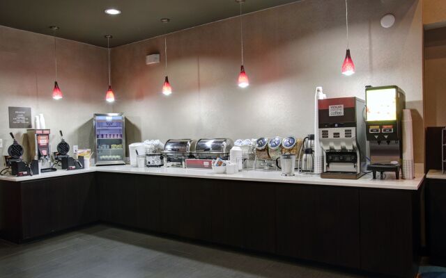 Comfort Suites Waco North - Near University Area