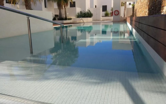 Apartamentos Los Patios Playa Macenas