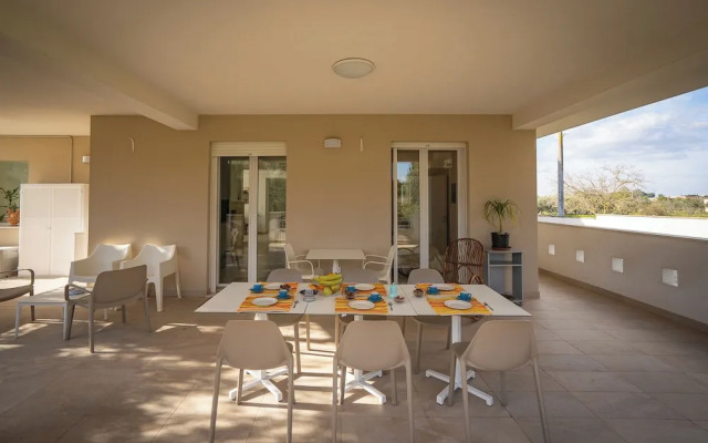 Villa Torricella Pool and Sunny Garden