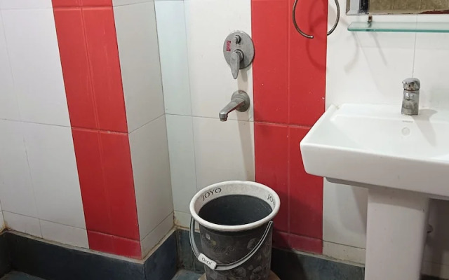 Hotel RTS Plaza Near IGI Airport