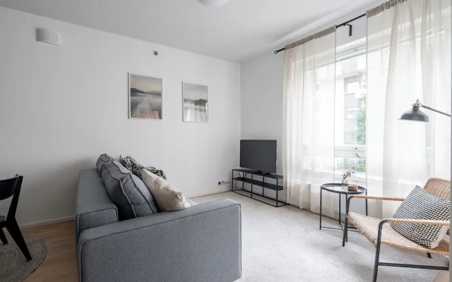 Homelike 1BR Apt with Sauna & Balcony at Pyynikki