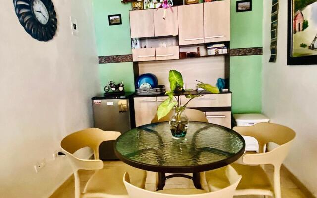 La Fuente House Hostel
