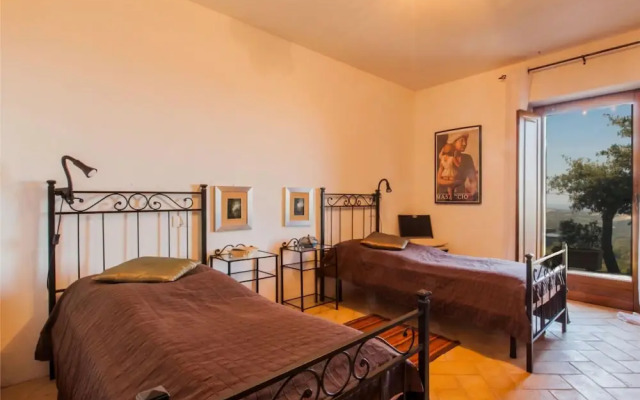 Nice Apartment in Seggiano
