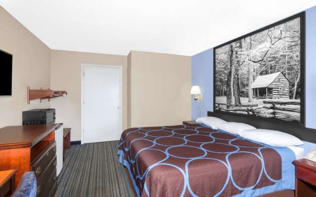 Super 8 by Wyndham Whiteville