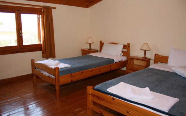 Pythos Studios and Apartments