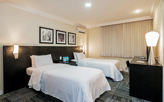 Rockefeller by Slaviero Hotéis