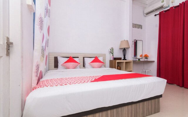 Oyo 1330 Tanjungpinang Residence Syariah