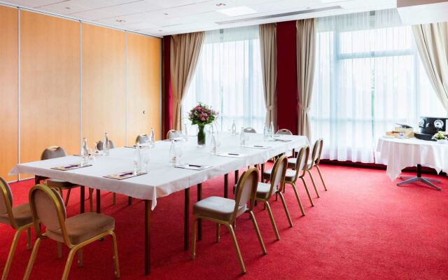 Mercure Nevers Pont de Loire