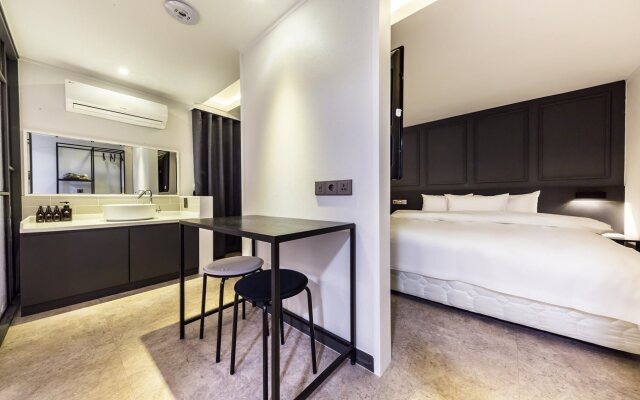 Stay Hotel