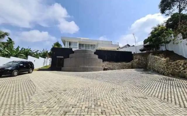 Villa Montana Sense Sentul