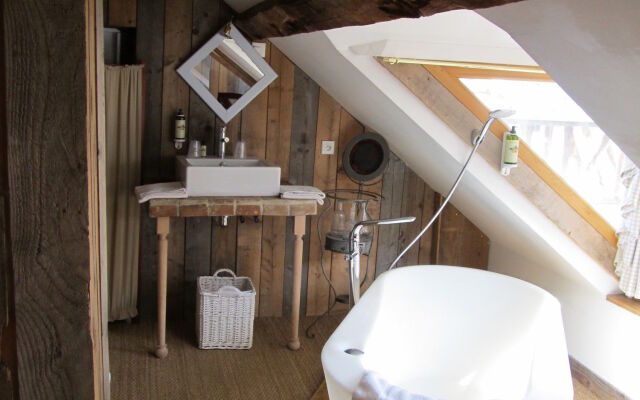 A lEcole Buissonniere