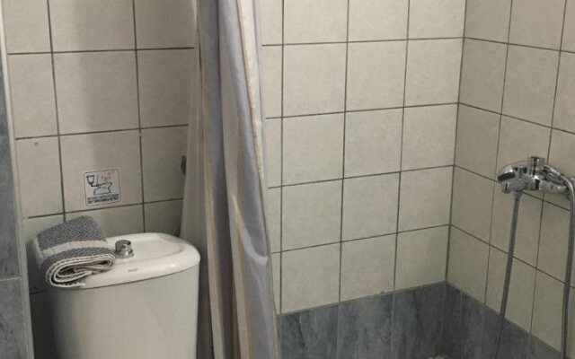 Dimitra's Apartments