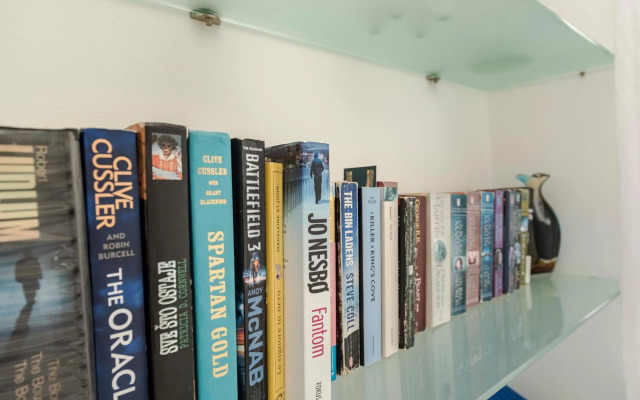 Urban Luxury Apartment