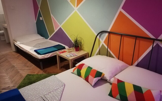Unity Hostel at Udvarom