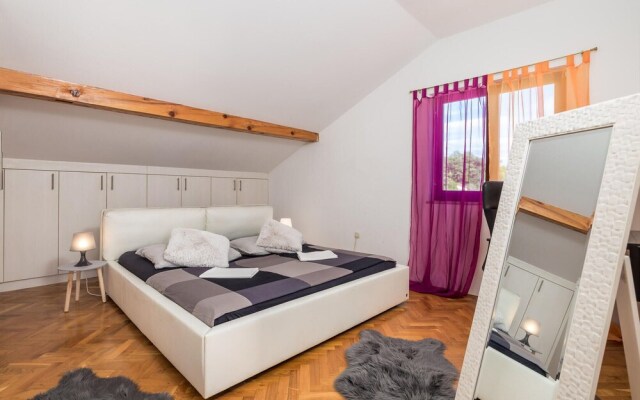 Awesome Apartment in Rijeka With Wifi and 2 Bedrooms