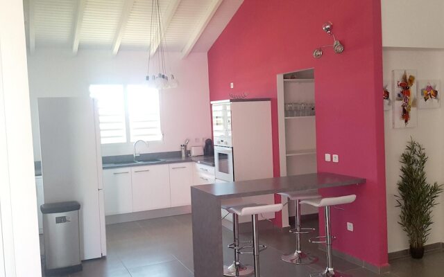 Villa With 3 Bedrooms In Le Moule With Private Pool Enclosed Garden And Wifi 2 Km From The Beach