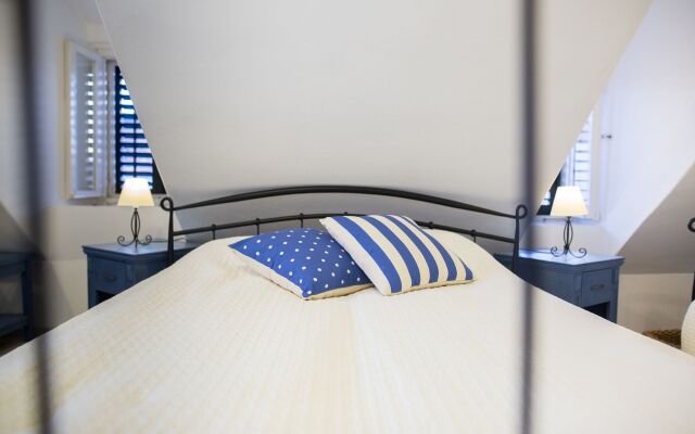 Apartment & Rooms Stajeva