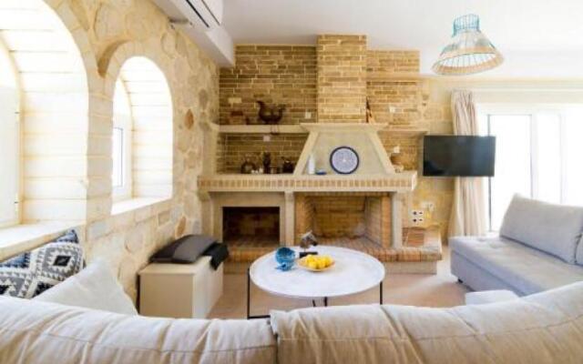 Holiday Home 2 Bedrooms 1 Bathroom - Kamilari