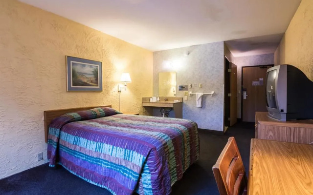 Super 8 St. Paul/i-94