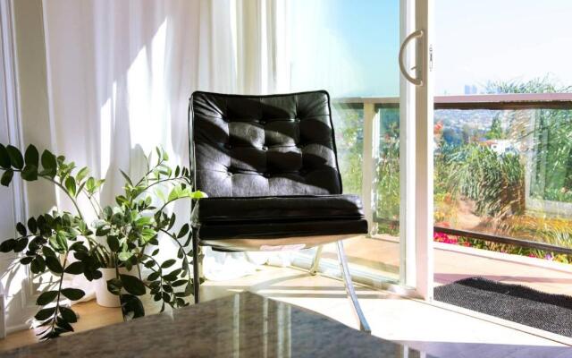 Hollywood Hills 1940s Mansion