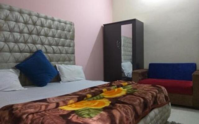 Bonfire Hostels Rishikesh